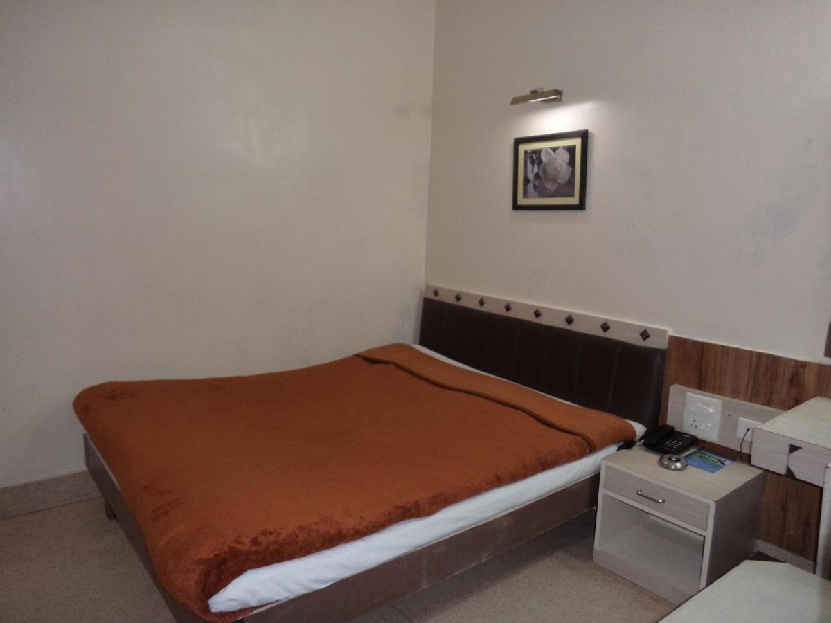 Hotel Monsoon Shillong Eksteriør billede